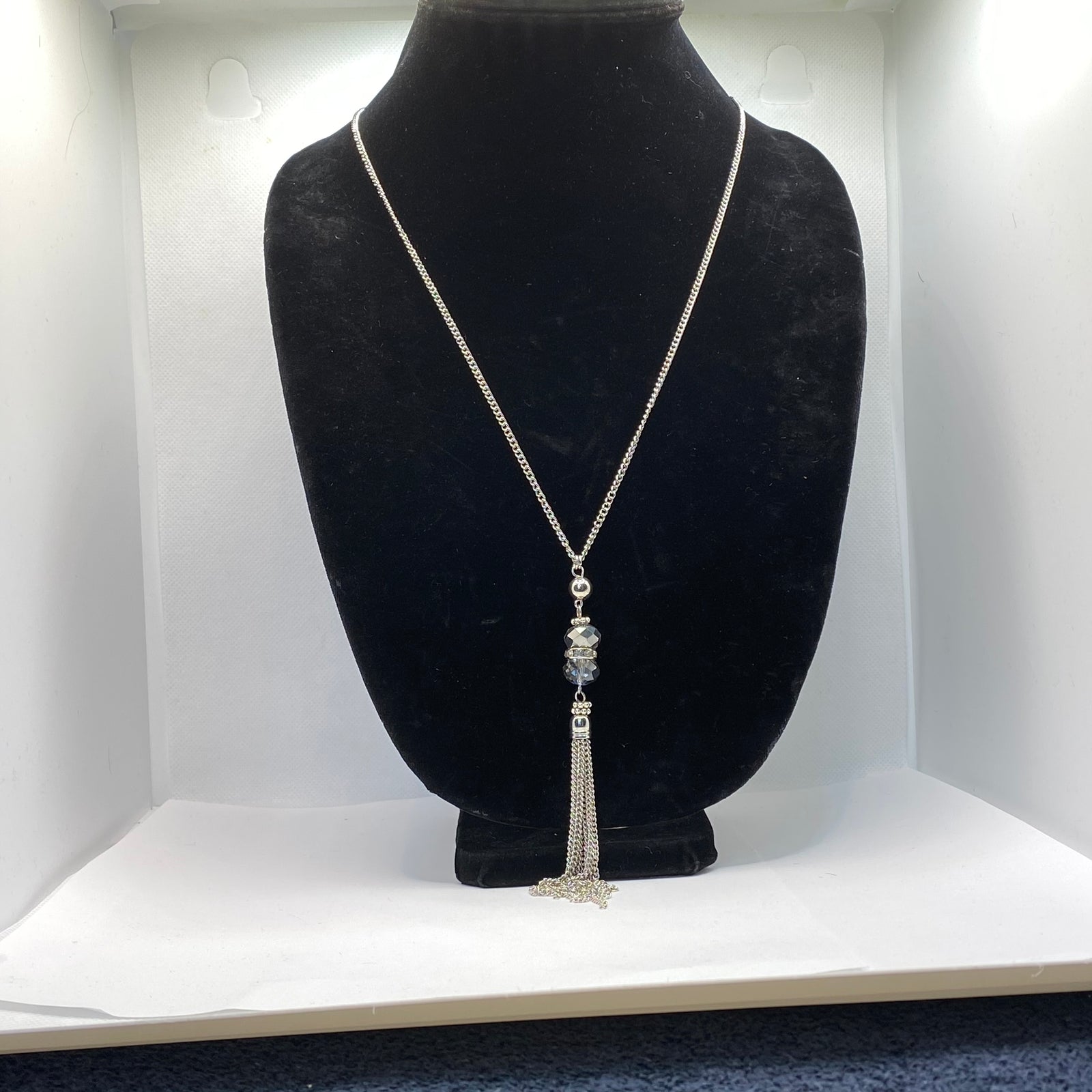 Collier avec pendentif double cristal et frange 32’’ rallonge 2’’