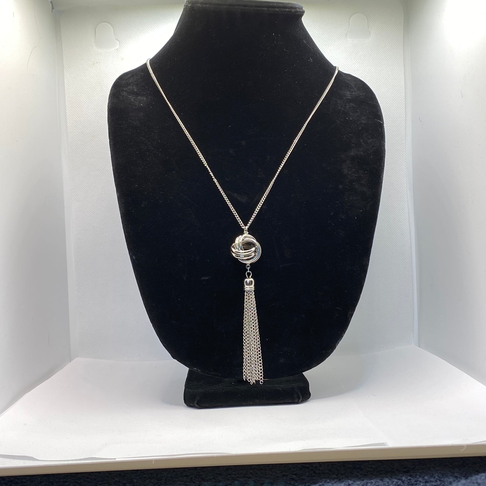 Collier à nœud avec franche argent 30 pouces rallonge 2’’